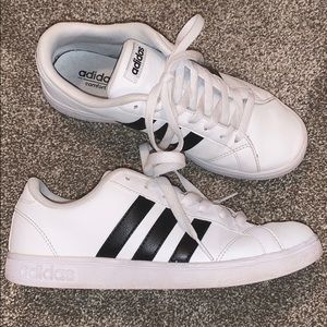 Adidas Baseline 🤍🖤